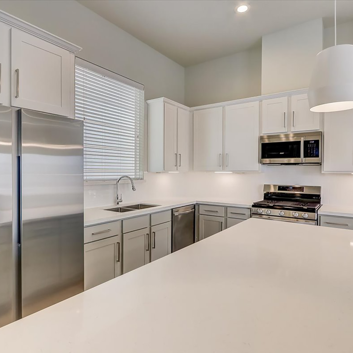 Palisades Park_Image Carousel_Kitchen