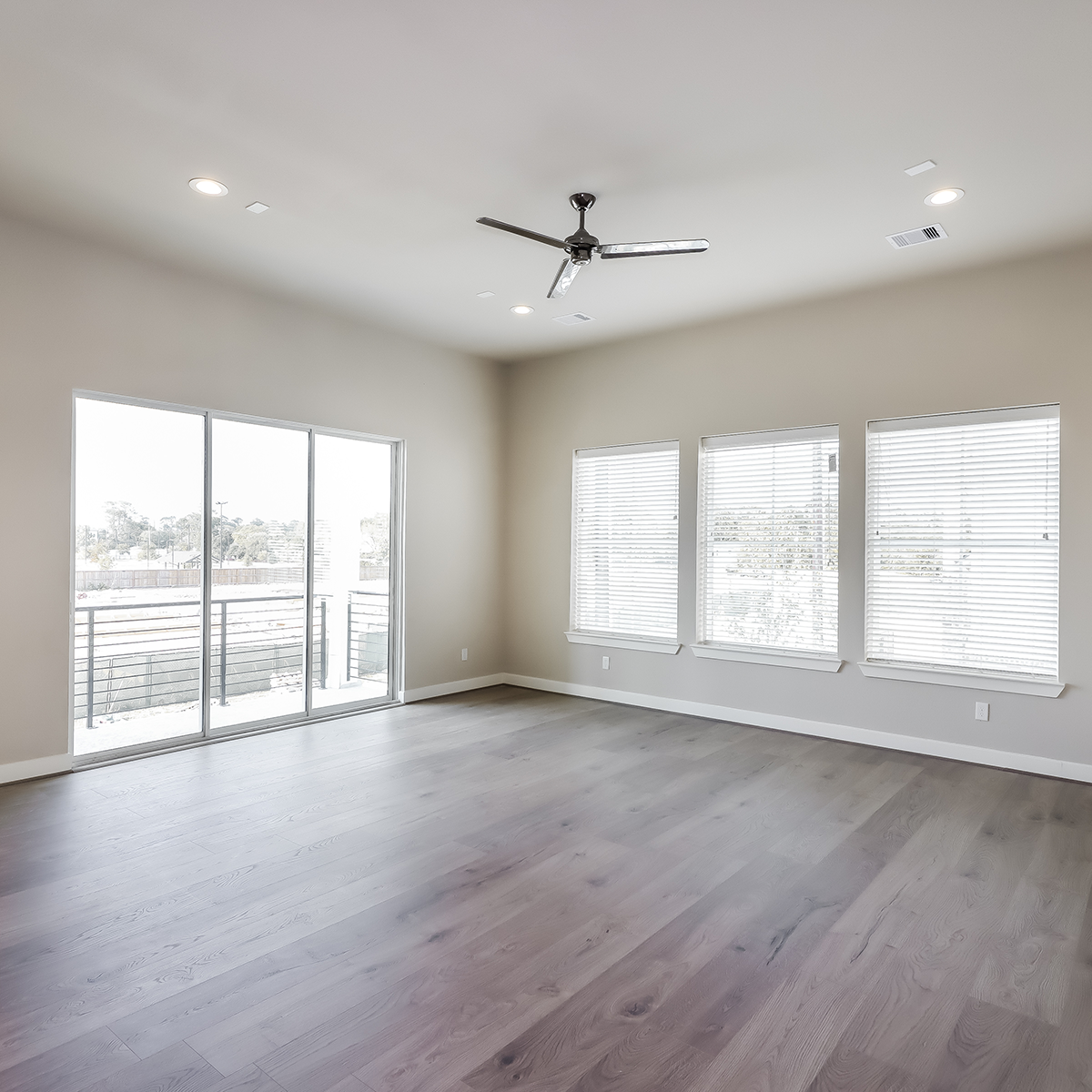 Palisades Park_Image Carousel_Living Room3