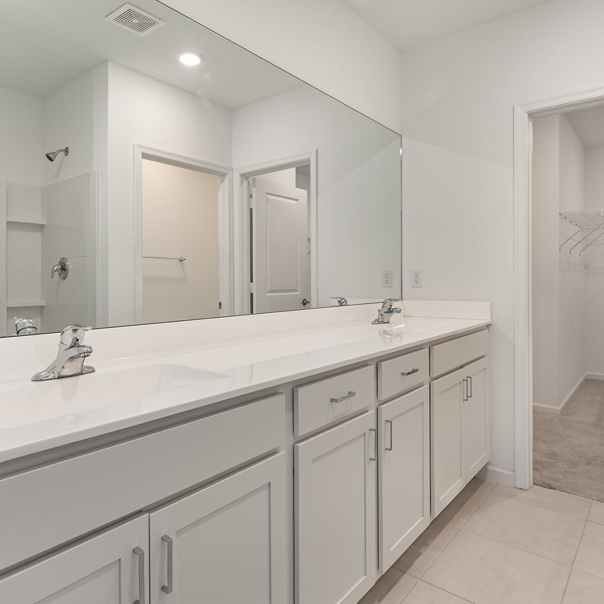 Tillman Lakes_Floor Plan_Columbia_Bathroom2