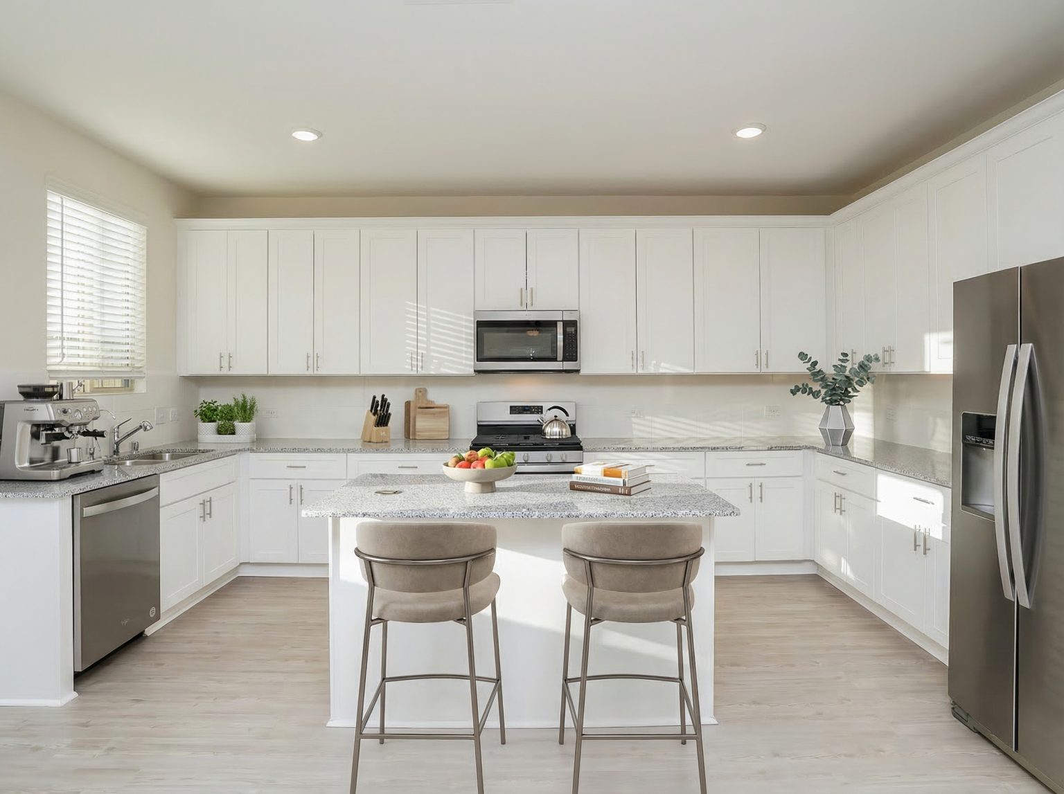 AssetID:adf54e26-73f5-45d2-ba39-b322d583314c