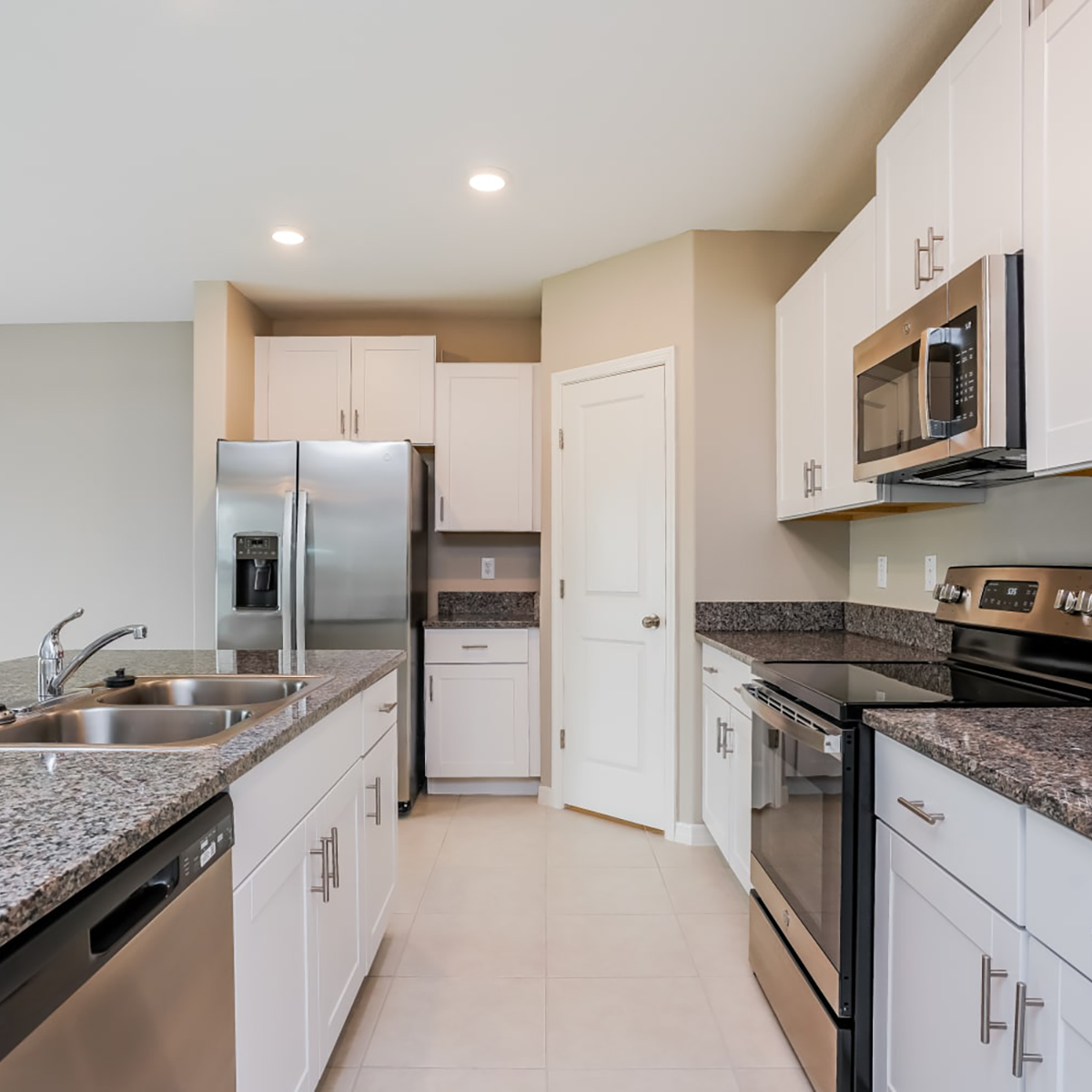 Hawks Glen_Image Carousel_Kitchen