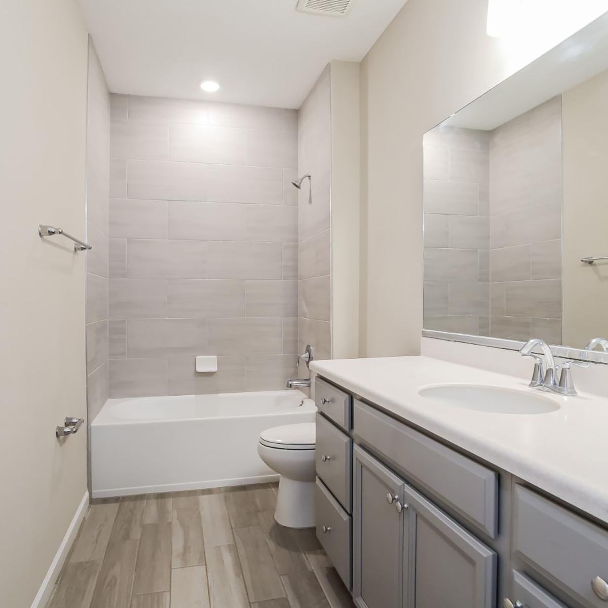 Oyster Creek - Image Carousel - Bathroom3