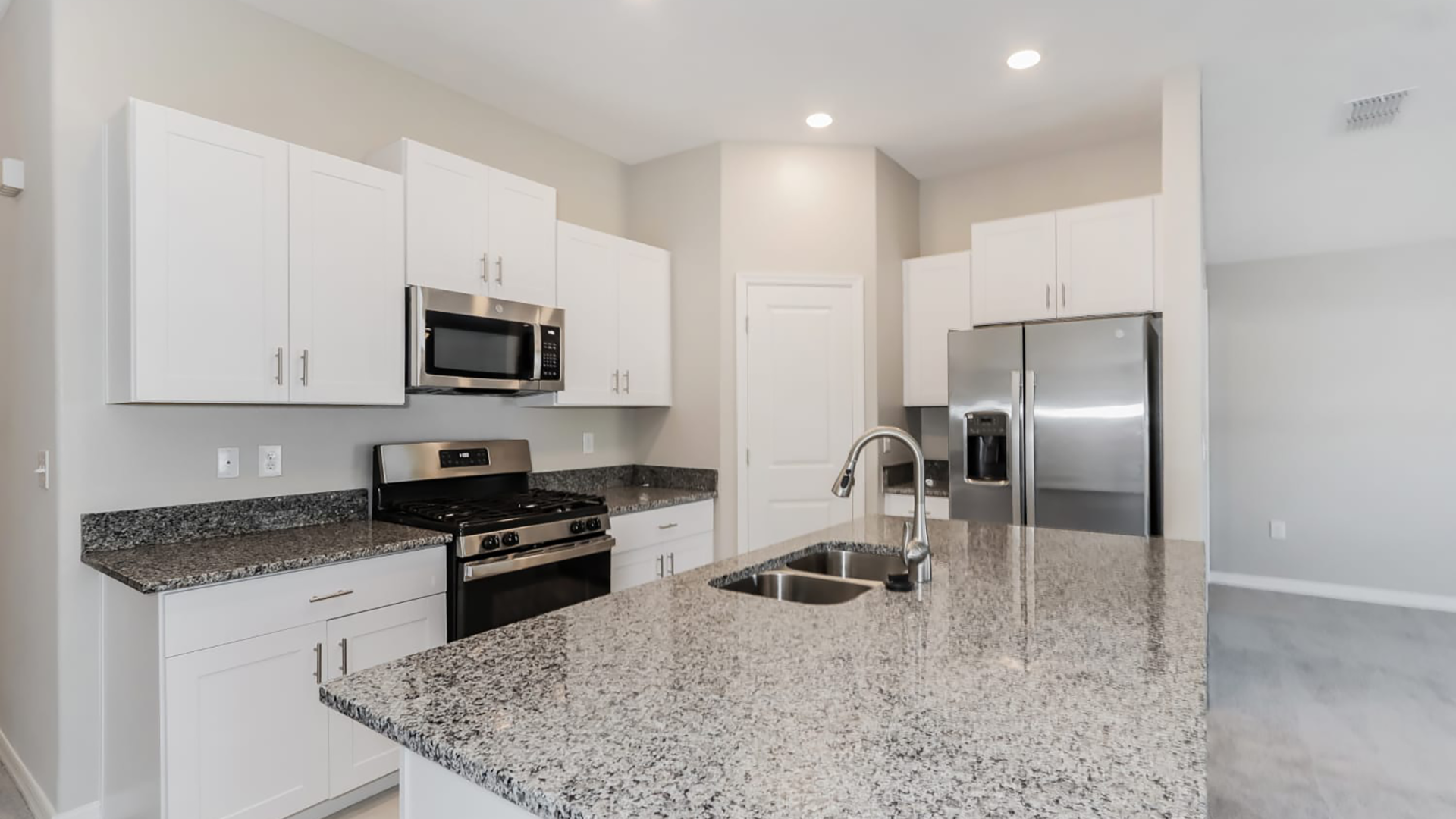 Pravela - Hero Banner - Kitchen