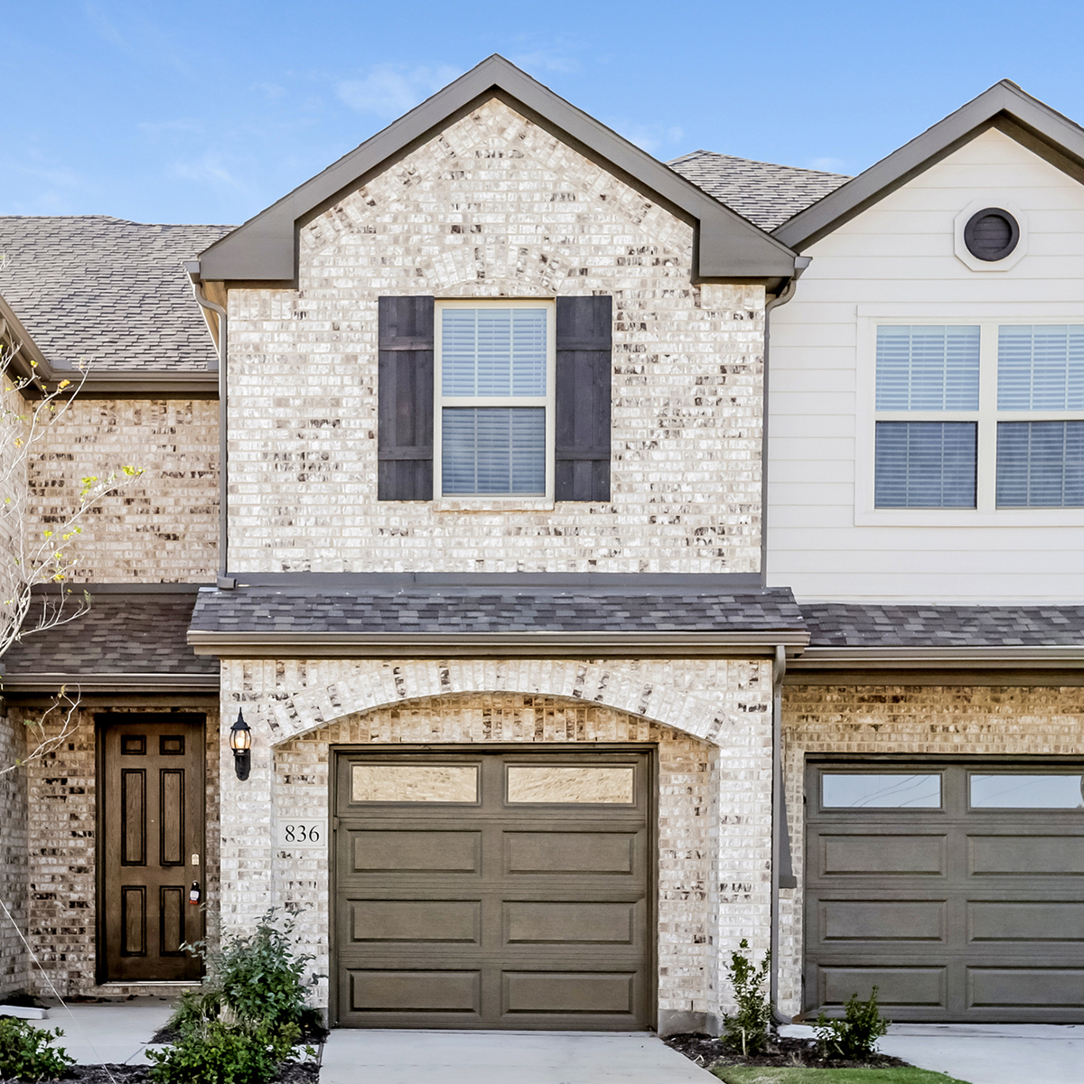 Bluebonnet Trail Townhomes_Photo Gallery_FOH