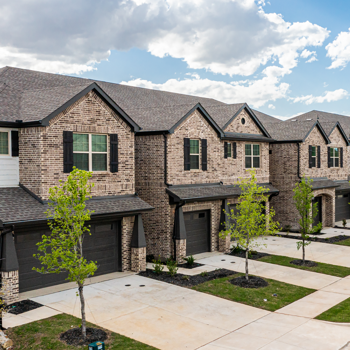 Bluebonnet Trail Townhomes_Photo Gallery_FOH2