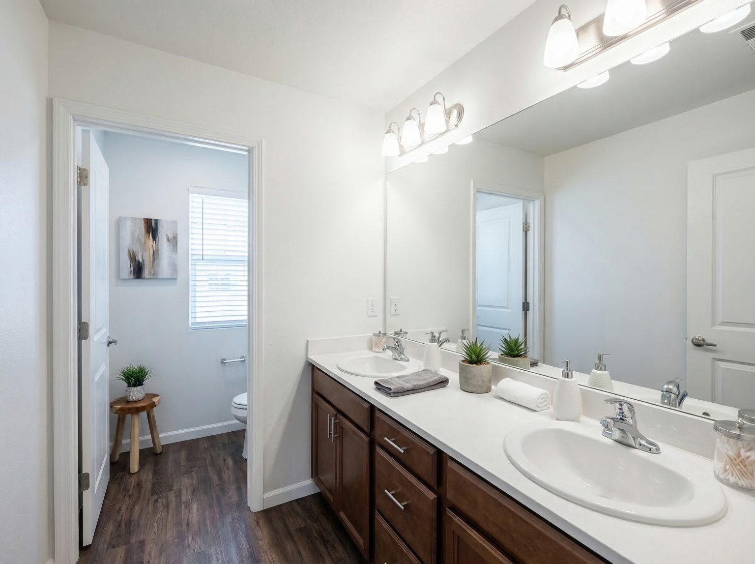 AssetID:126473dc-c897-4646-a6aa-1a6e4945761e